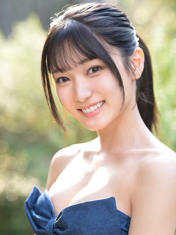 初美菜乃花(SNOS-101) 第一次的饭店过夜性爱拍摄，超渴望性爱的美乳新人！